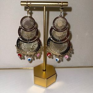 Gold plated light weight earrings.